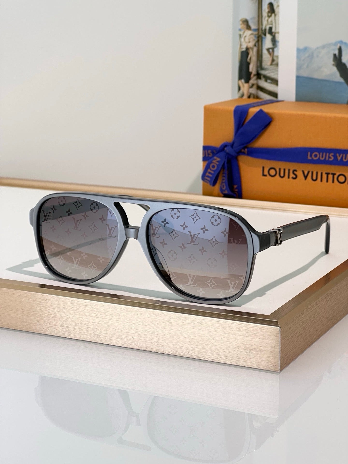Louis Vuitton Z2866U LV Hit Sunglasses ✨ - onlinechics.com