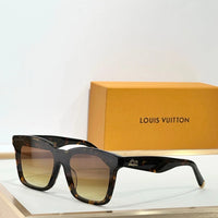 Louis Vuitton Z2970W LV Script Square Sunglasses ✨