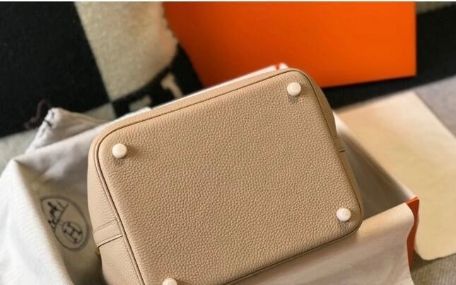 HERMES Hermes Picotin Lock Bag 18cm/22cm Taurillon Clemence Leather  ✨ - onlinechics.com