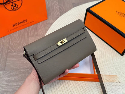 HERMES Kelly Classique To Go wallet ✨ - onlinechics.com
