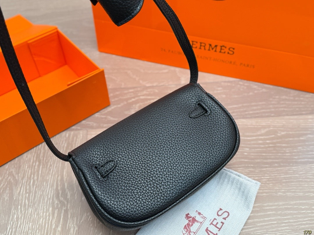 HERMES Hermès Kelly Moove shoulder bag ✨ - onlinechics.com