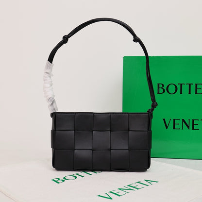 Bottega Veneta Small Cassette Small Intreccio leather bag 💚 - onlinechics.com
