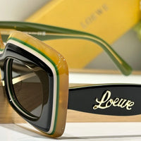 LOEWE x Paula's Ibiza  LW 40139U Unisex Sunglasses  ✨