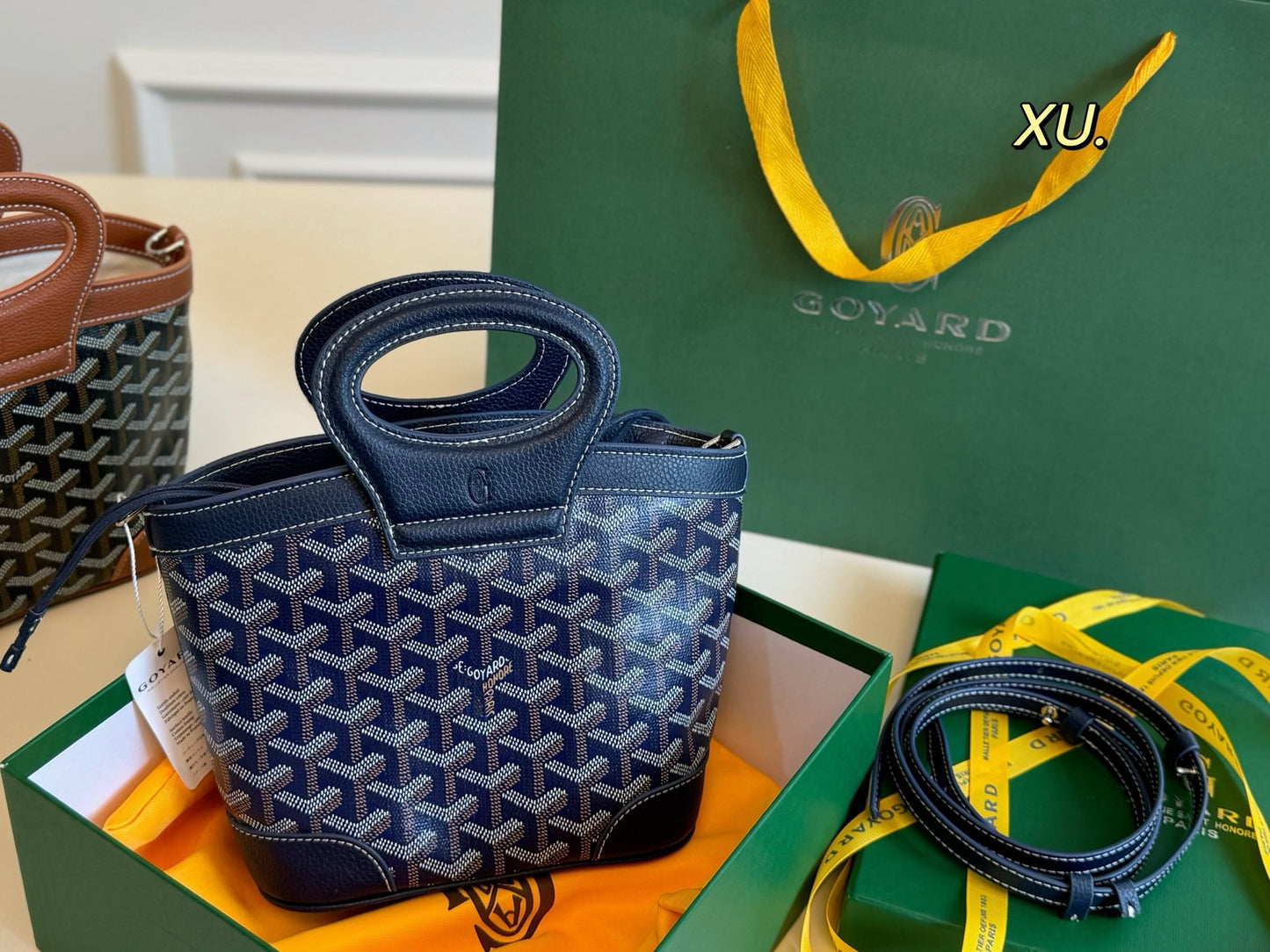 Goyard BELUGA mini Bag - 9 Available Colors ✨ - onlinechics.com