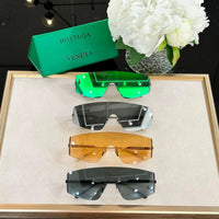 BOTTEGA VENETA BV1299S Unapologetic Sunglasses💚