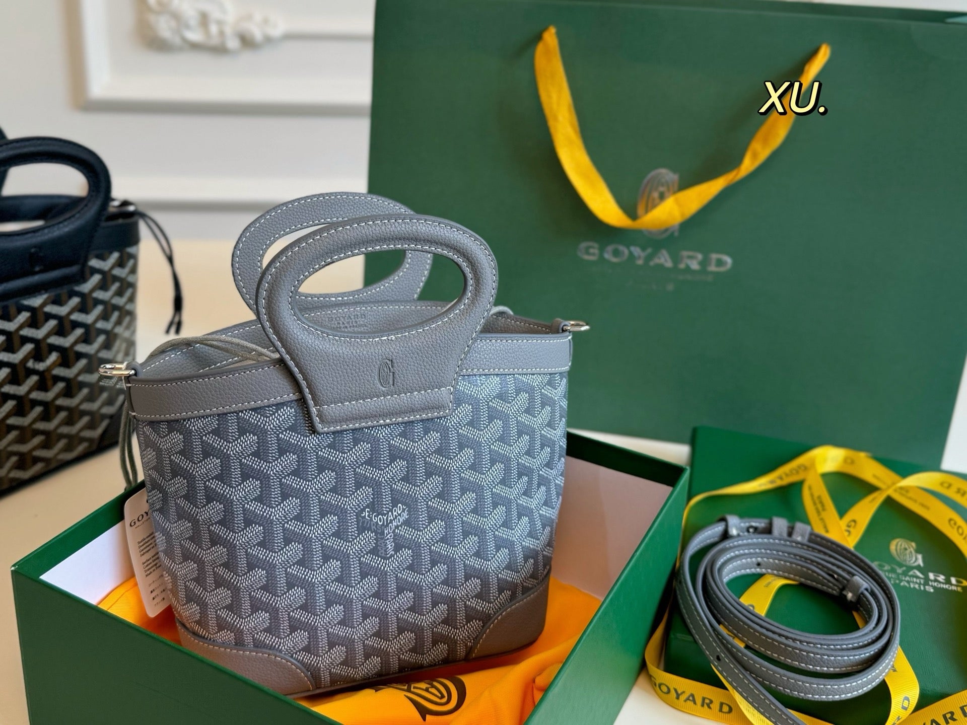 Goyard BELUGA mini Bag - 9 Available Colors ✨ - onlinechics.com