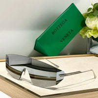 BOTTEGA VENETA BV1299S Unapologetic Sunglasses💚