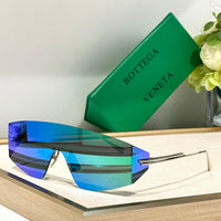 BOTTEGA VENETA BV1299S Unapologetic Sunglasses💚