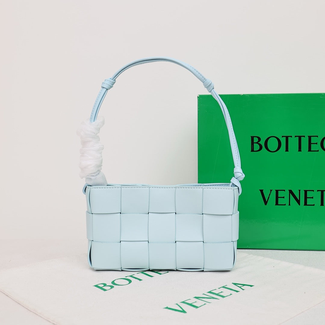 Bottega Veneta Small Cassette Small Intreccio leather bag 💚 - onlinechics.com