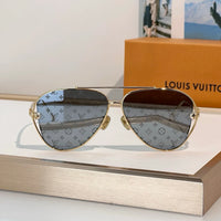 Louis Vuitton Z2994U Pearl Twirl Square Sunglasses   ✨