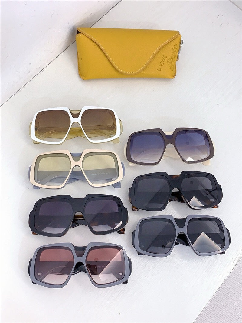 LOEWE Loewe Collage LW 40194I 52B Sunglasses ✨