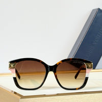 Louis Vuitton Z3182E-Z3265E LV Petit Soupçon Square Sunglasses  ✨