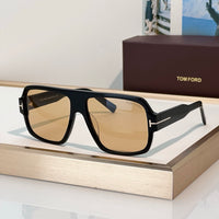 TOM FORD Camden TF933 01A Celebs Sunglasses 🔱