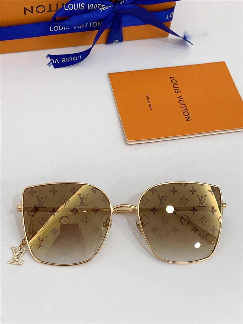 Louis Vuitton Z1720U LV Charm Cat Eye Sunglasses  ✨