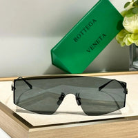 BOTTEGA VENETA BV1299S Unapologetic Sunglasses💚