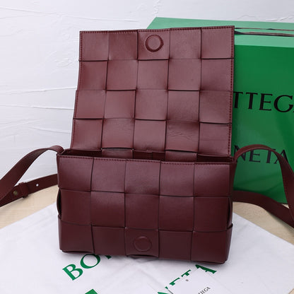 Bottega Veneta Small Cassette Small Intreccio leather bag 💚 - onlinechics.com