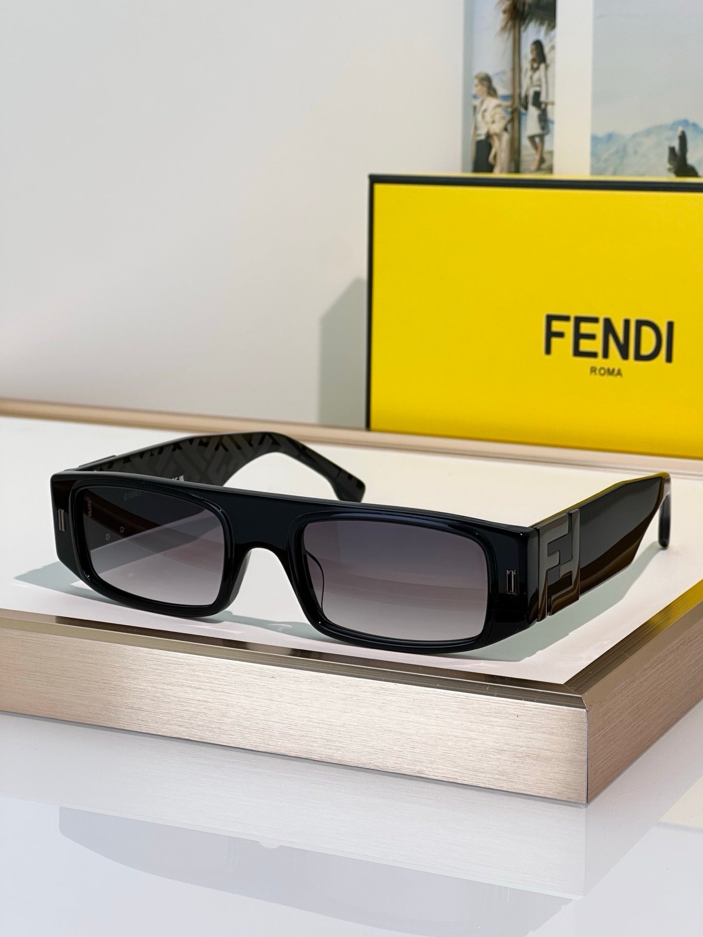 FENDI FF  Squared FE40587 Sunglasses✨ - onlinechics.com