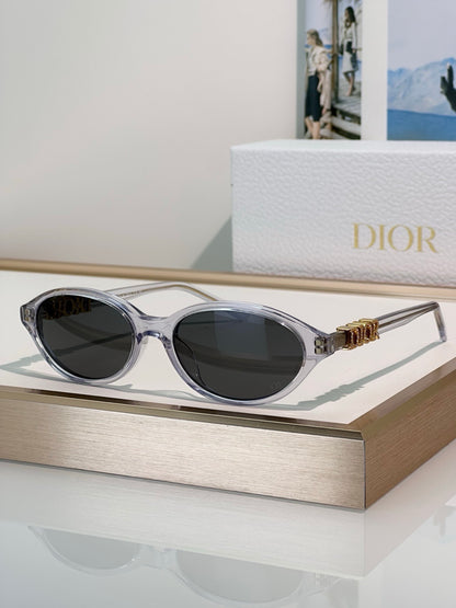 DIOR CD DiorTreasure R1I Black Oval Sunglasses ✨