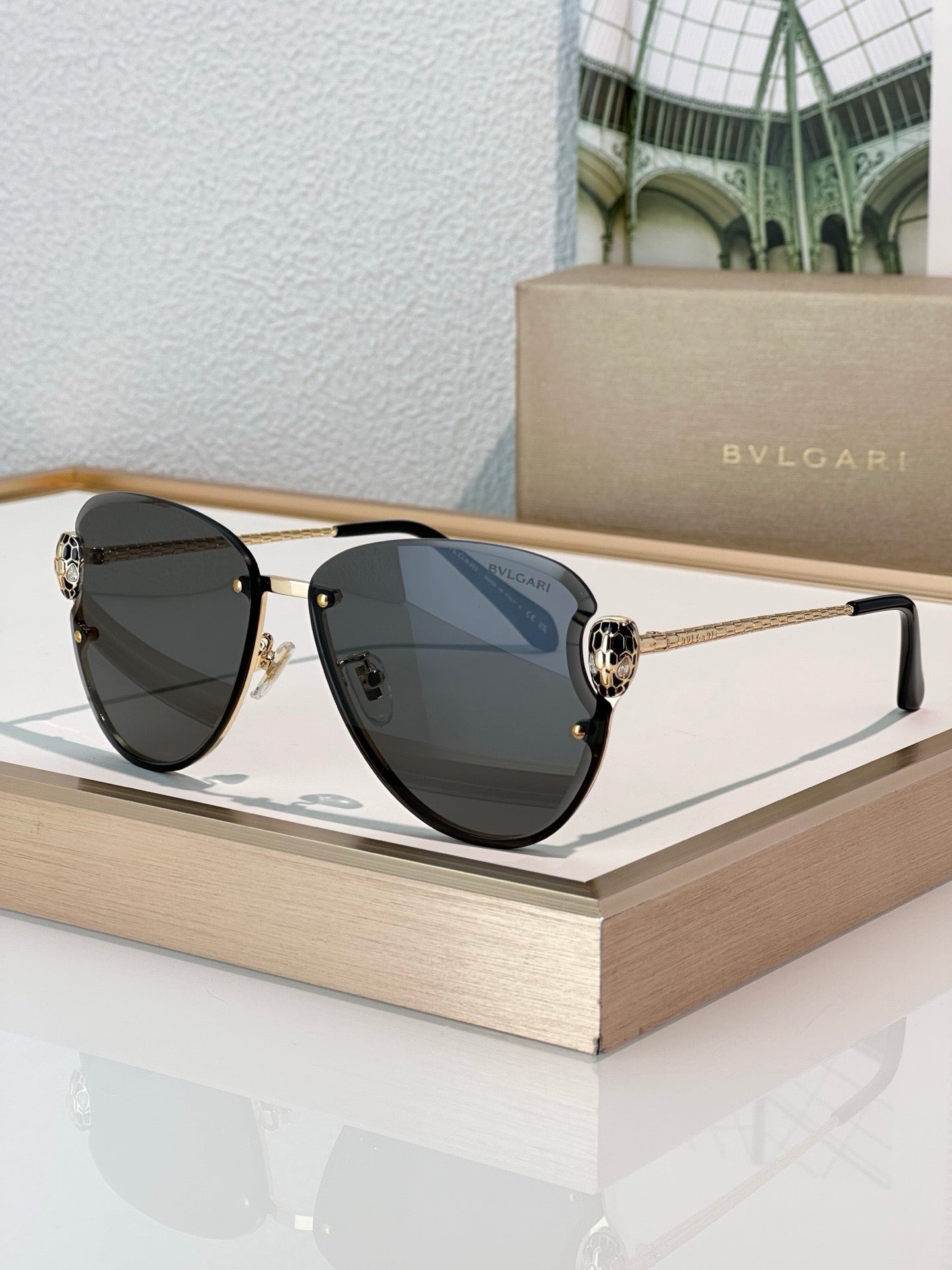 BVLGARI Bvlgari Serpienti 40079U   Women's Sunglasses ✨