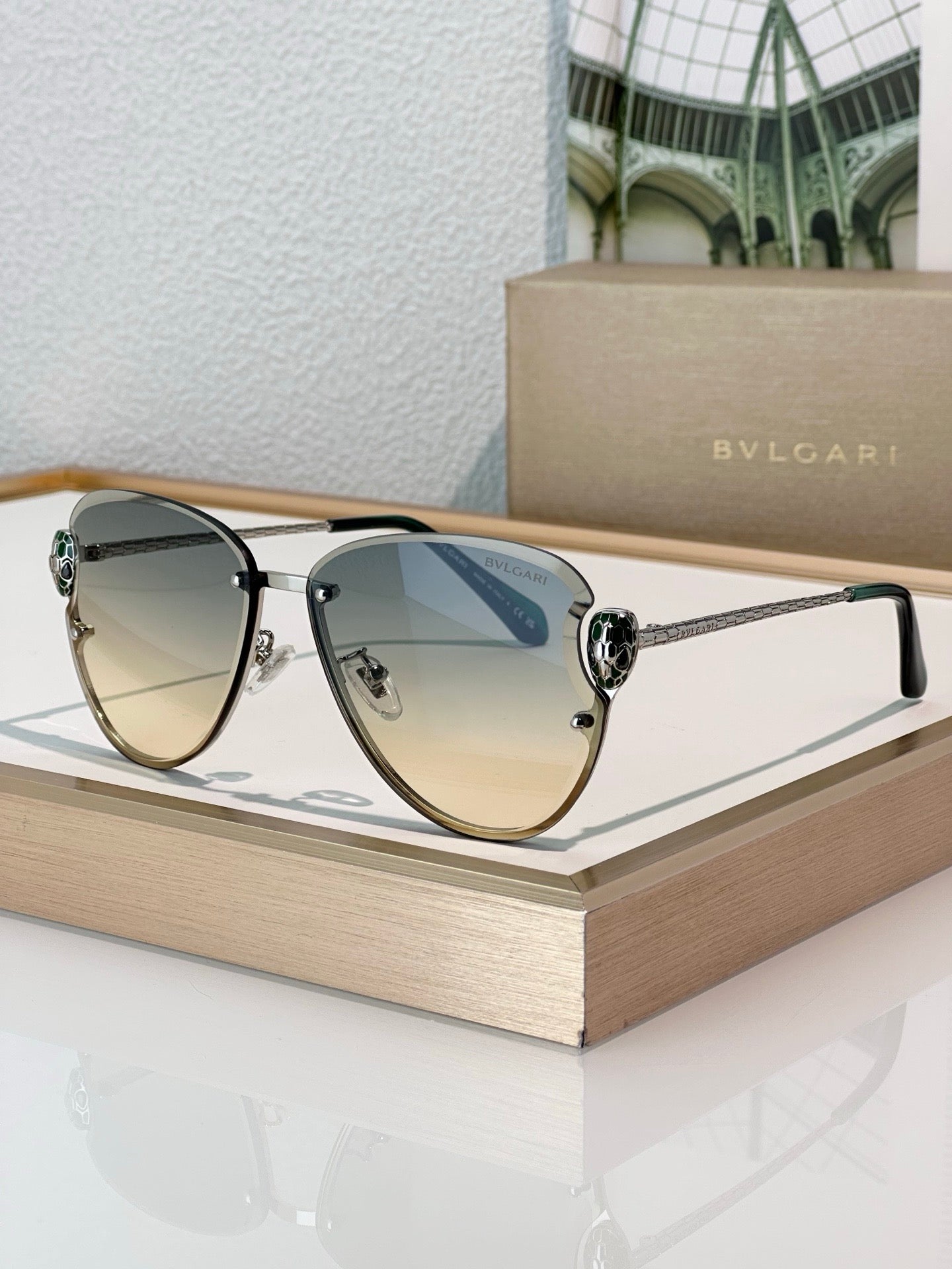 BVLGARI Bvlgari Serpienti 40079U   Women's Sunglasses ✨