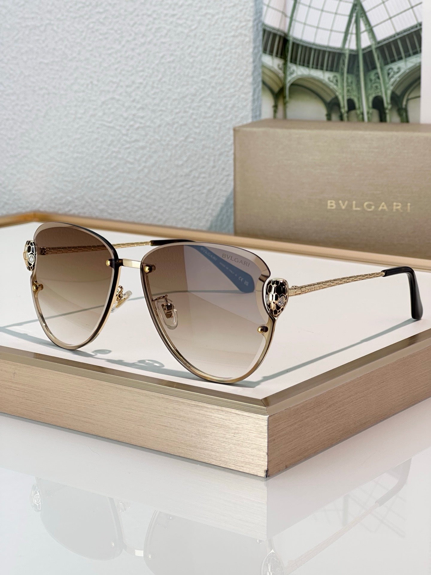 BVLGARI Bvlgari Serpienti 40079U   Women's Sunglasses ✨