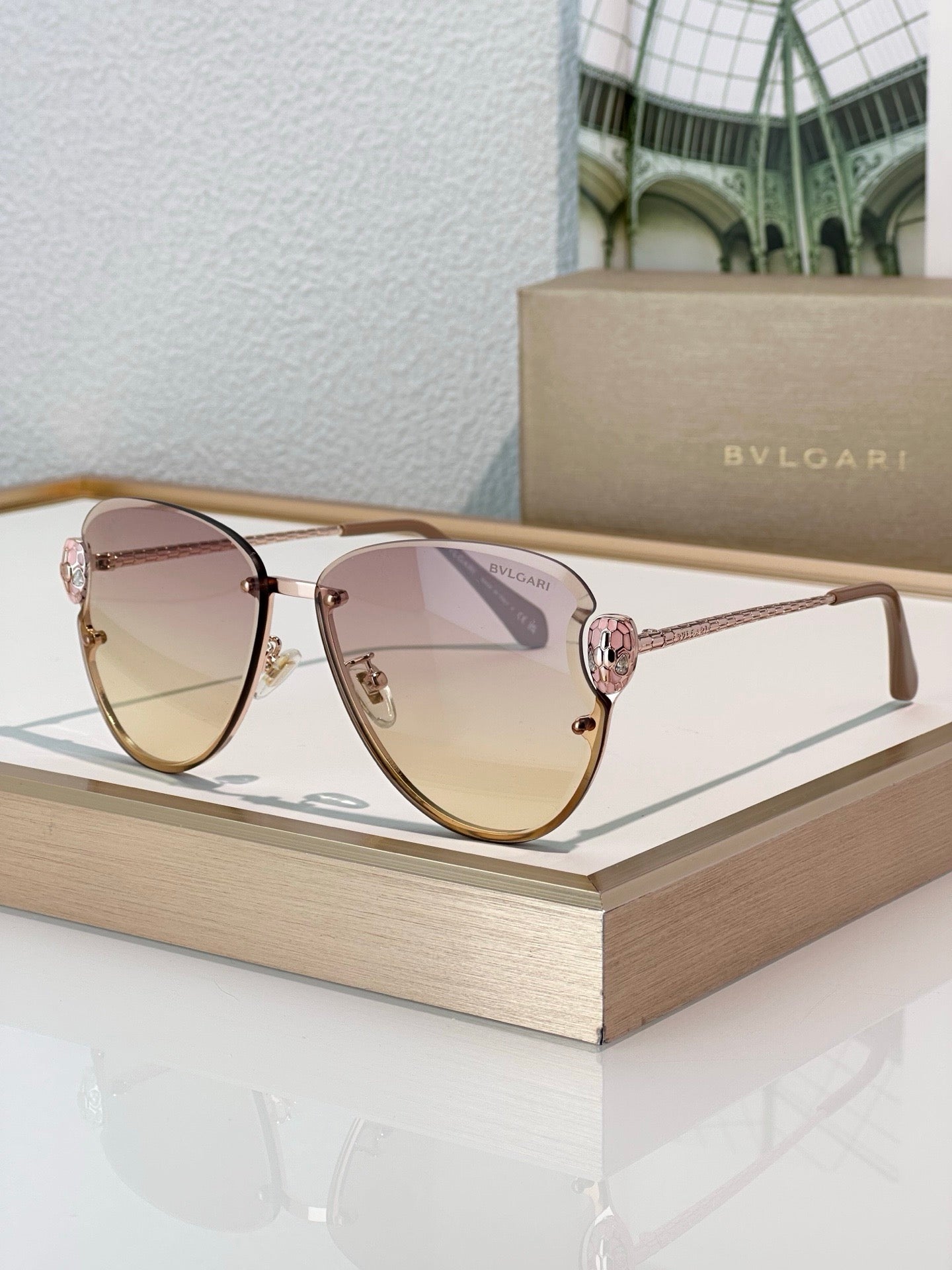 BVLGARI Bvlgari Serpienti 40079U   Women's Sunglasses ✨