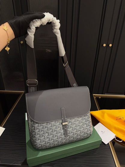 Goyard Coursier Messenger bag  ✨ - onlinechics.com