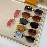 Louis Vuitton Z3324U New LV Comet Rectangular Sunglasses✨