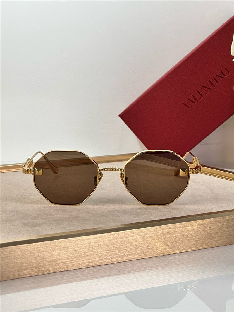 Valentino V STUD VLX 122C Sunglasses✨