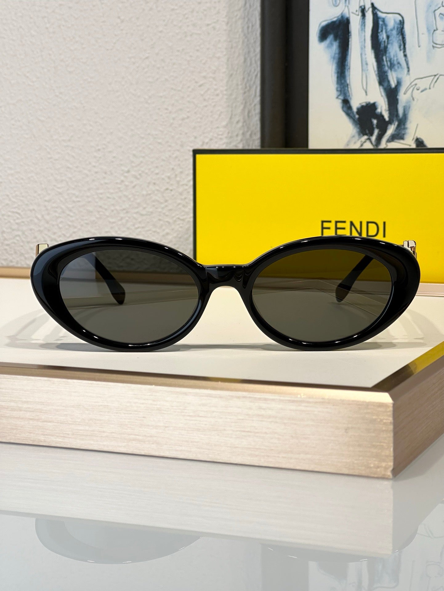 FENDI FF Logo Fendi Diamond Black Acetate Oval Sunglasses✨$560