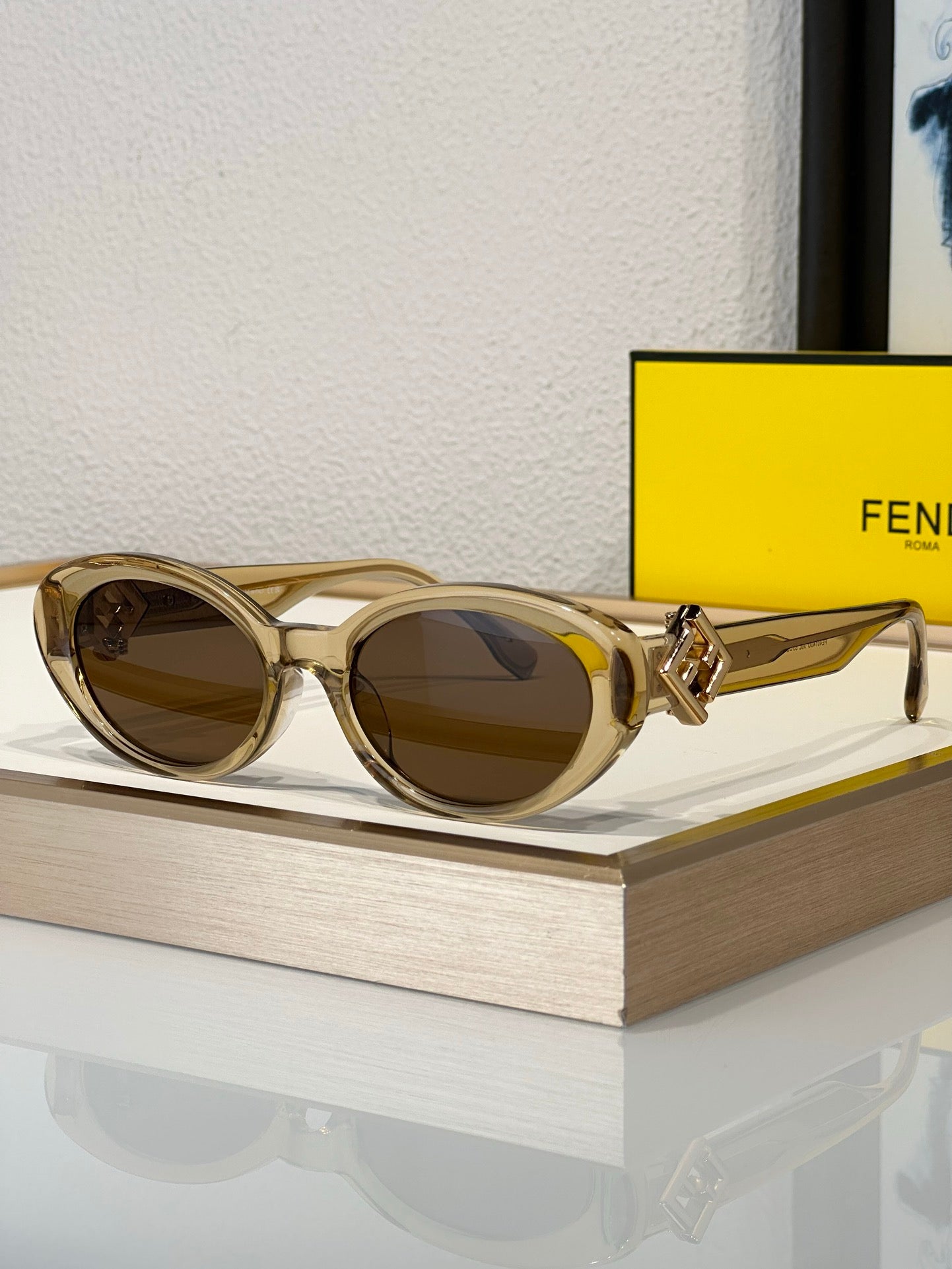 FENDI FF Logo Fendi Diamond Black Acetate Oval Sunglasses✨$560