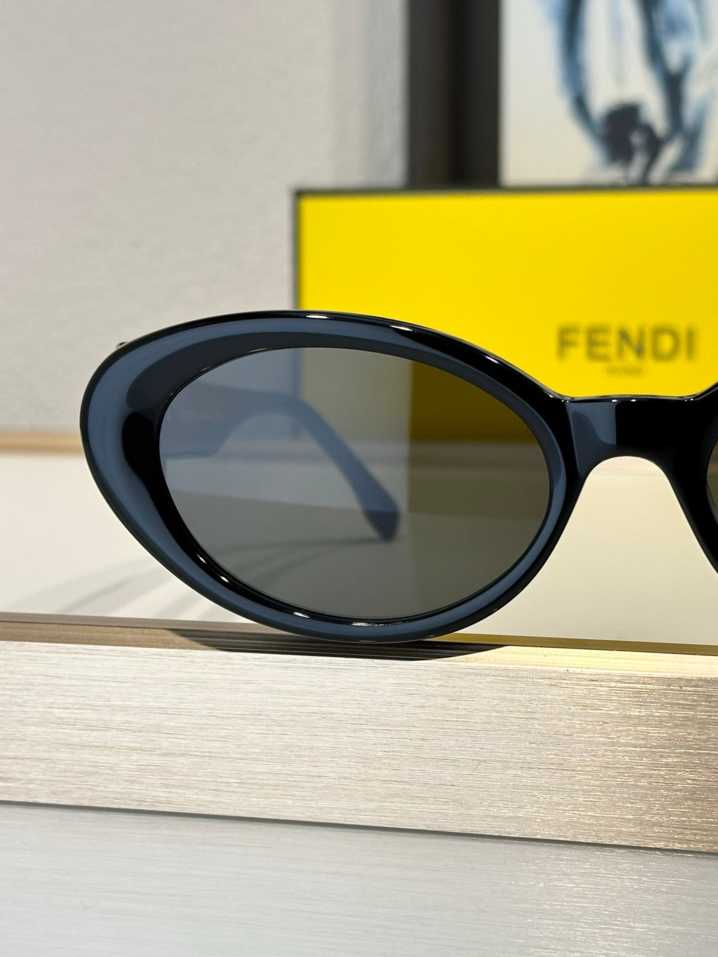 FENDI FF Logo Fendi Diamond Black Acetate Oval Sunglasses✨$560