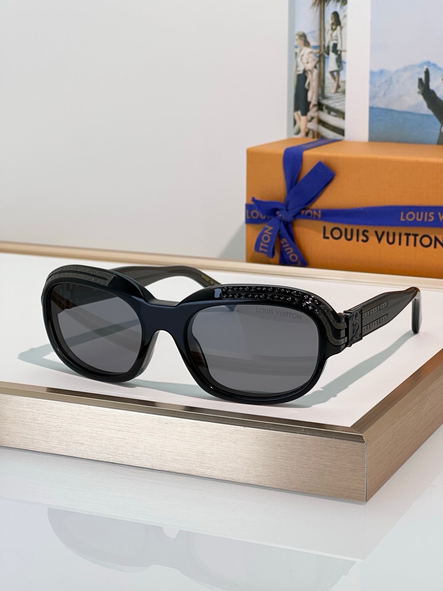 Louis Vuitton Z2721U 1.0 Millionaires Oval Sunglasses✨ - onlinechics.com