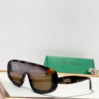 BOTTEGA VENETA  BV1281S 001 - As Seen On Tracee Ellis Ross & Pooja Hegde Sunglasses💚