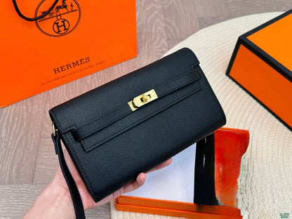 HERMES Kelly Classique To Go wallet ✨ - onlinechics.com
