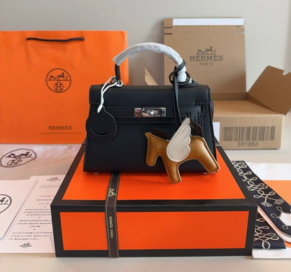 HERMES Hermès Kelly Sellier 20  Epsom Palladium Hardware✨ - onlinechics.com