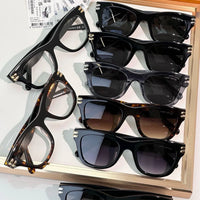 Louis Vuitton Z2927U LV Midnight Cat Eye Sunglasses   ✨