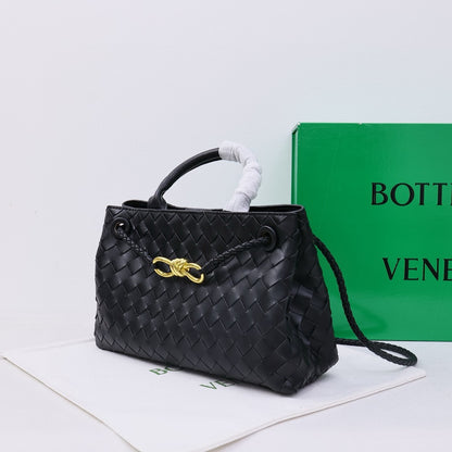 - Bottega Veneta Small Andiamo leather bag 💚 - onlinechics.com