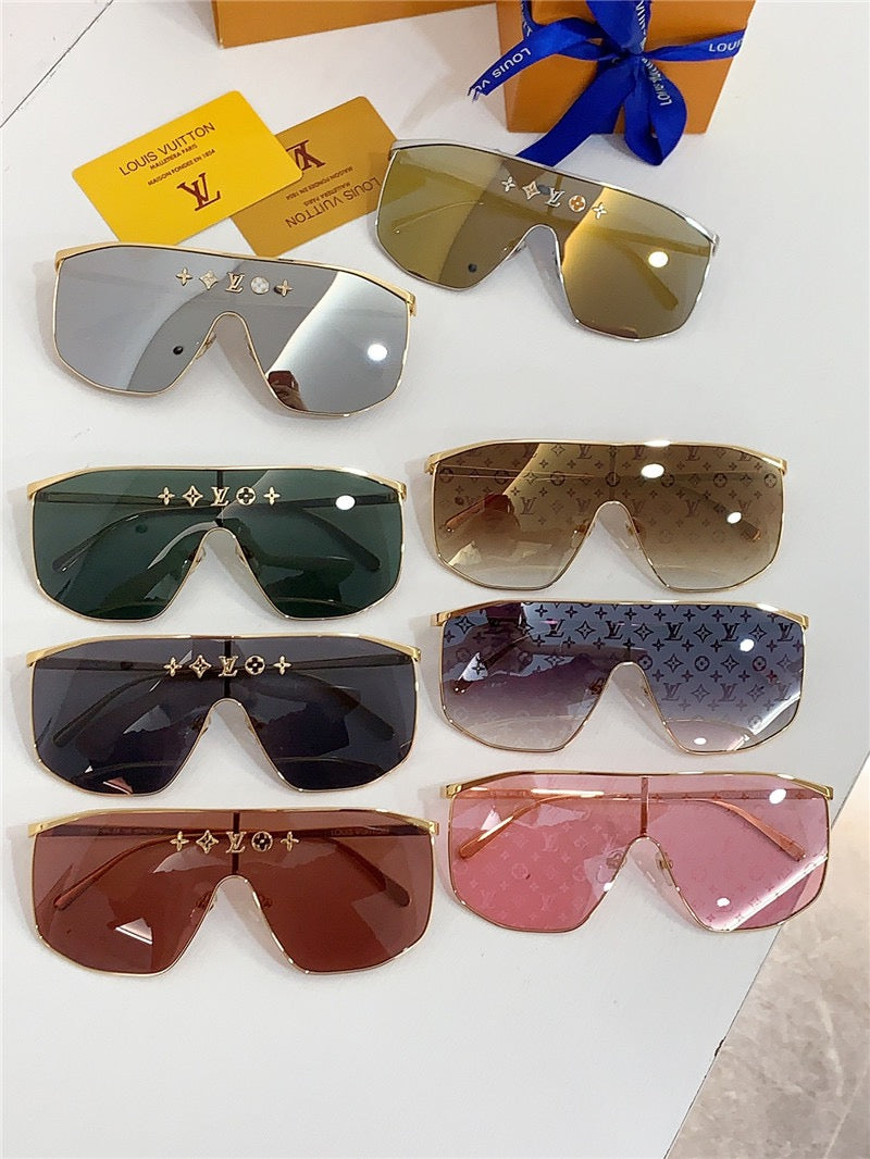 Louis Vuitton Z1717U LV Golden Mask Sunglasses ✨