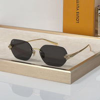 Louis Vuitton Z3324U New LV Comet Rectangular Sunglasses✨
