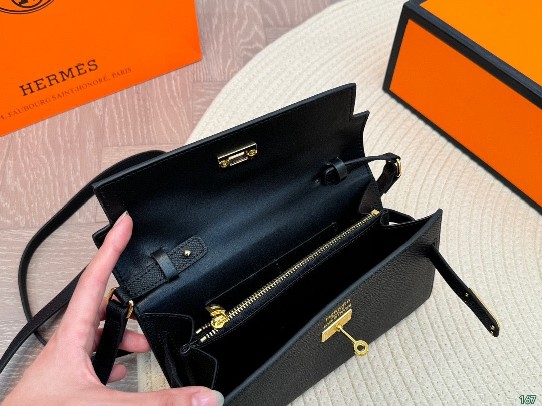 HERMES Kelly Classique To Go wallet ✨ - onlinechics.com
