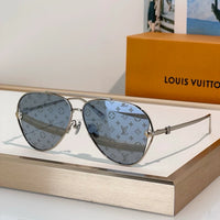 Louis Vuitton Z2994U Pearl Twirl Square Sunglasses   ✨