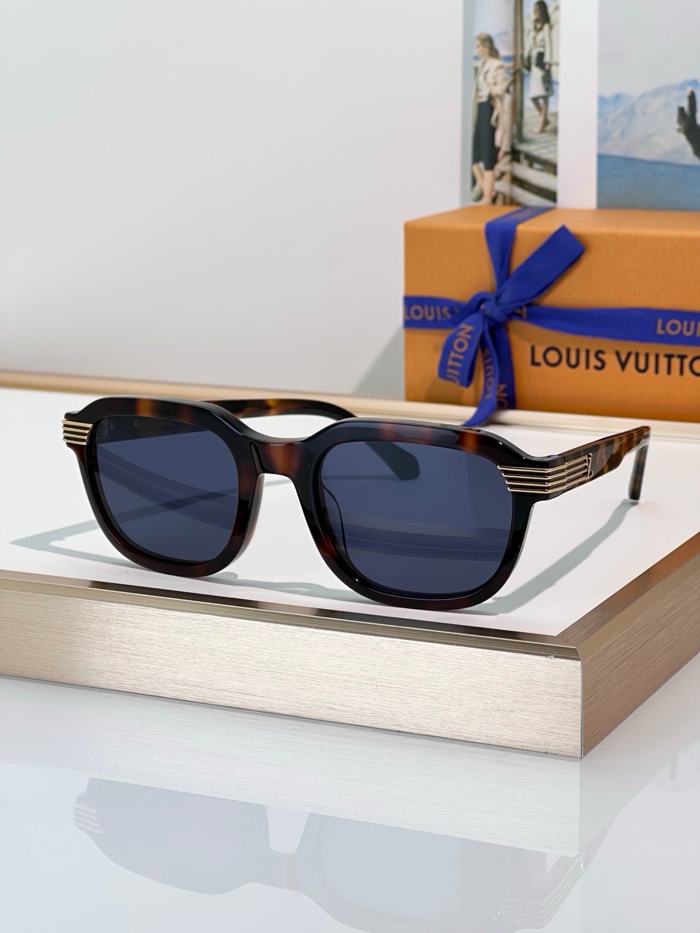 - Louis Vuitton Z2889U New LV Slide Square Round Sunglasses  ✨ - onlinechics.com