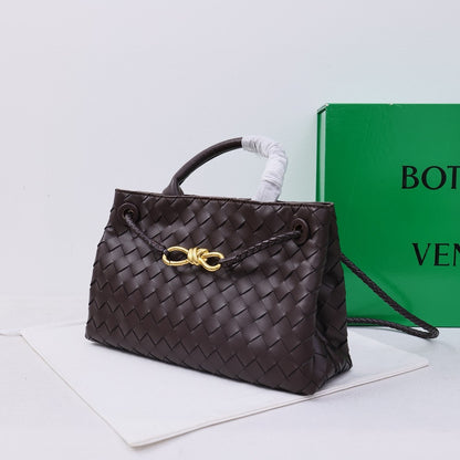 - Bottega Veneta Small Andiamo leather bag 💚 - onlinechics.com