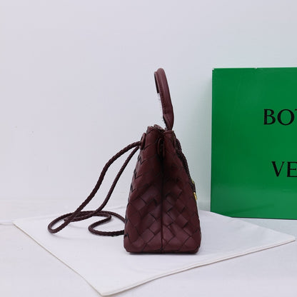 - Bottega Veneta Small Andiamo leather bag 💚 - onlinechics.com