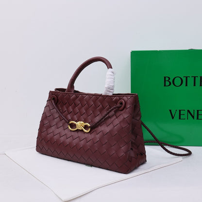 - Bottega Veneta Small Andiamo leather bag 💚 - onlinechics.com