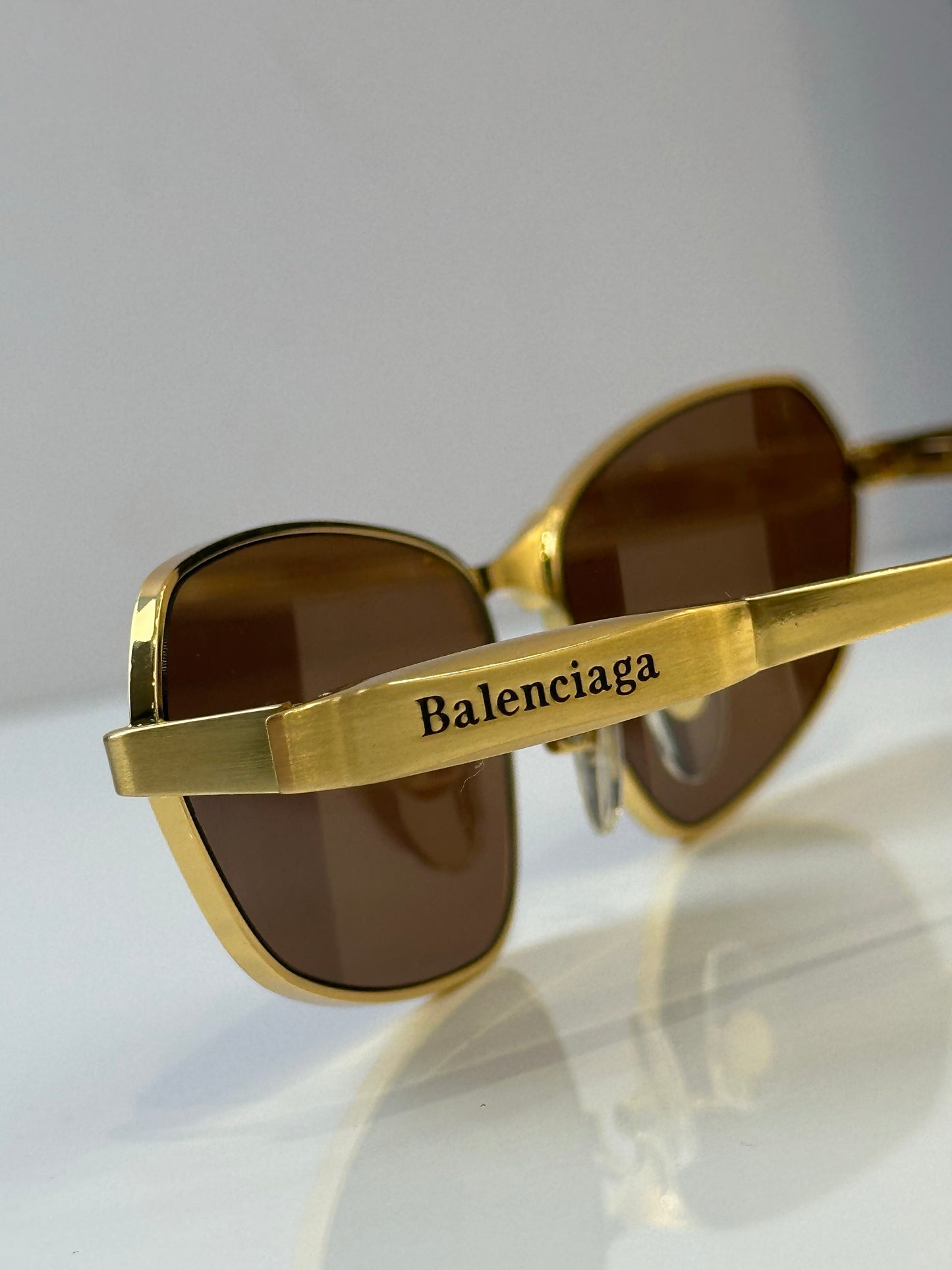 BALENCIAGA BB0355S - André Unisex Sunglasses  🖤