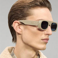FENDI FF 40095 Logo Fendigraphy Sunglasses✨