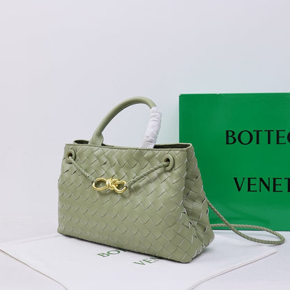 - Bottega Veneta Small Andiamo leather bag 💚 - onlinechics.com