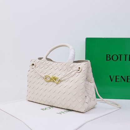 - Bottega Veneta Small Andiamo leather bag 💚 - onlinechics.com